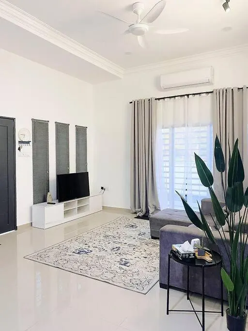 Melur House - Private Pool, Jacuzzi, Bbq, Netflix, Ps4 Villa Malacca