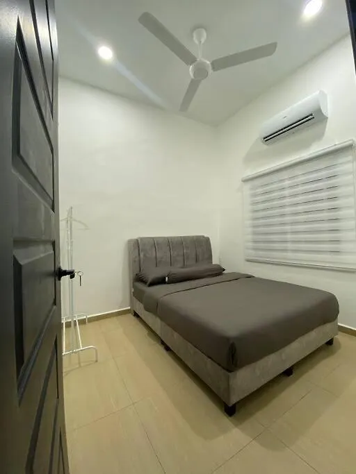 Melur House - Private Pool, Jacuzzi, Bbq, Netflix, Ps4 Villa Malacca Maleisië