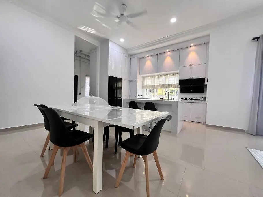Melur House - Private Pool, Jacuzzi, Bbq, Netflix, Ps4 Villa Malacca